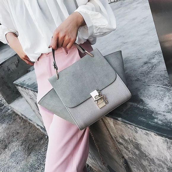 NEW REIMS Leather Shoulder Crossbody Wrist Purse - Picture 6 of 7